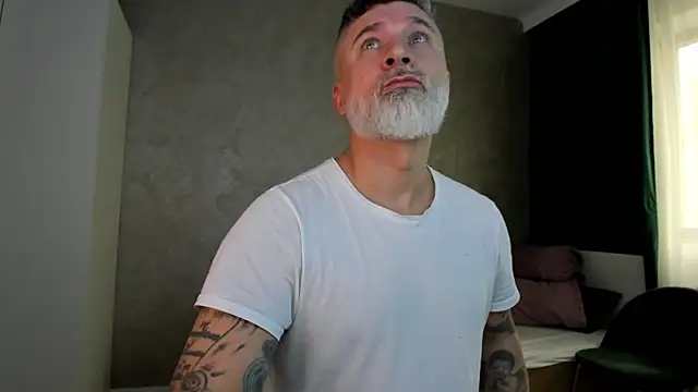 BlowMyXXL online show from December 2024 11:07:01 AM