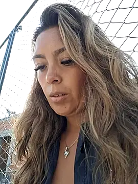 Snapshot of lauramcdowell1 chatting on February 2025 02:00:02 PM lauramcdowell1 online show from February 2025 02:00:02 PM