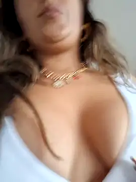 Snapshot of lauramcdowell1 chatting on November 2025 08:29:02 PM lauramcdowell1 online show from November 2025 08:29:02 PM