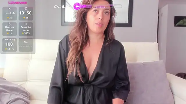 lauramcdowell1 online show from July 2026 12:09:01 PM