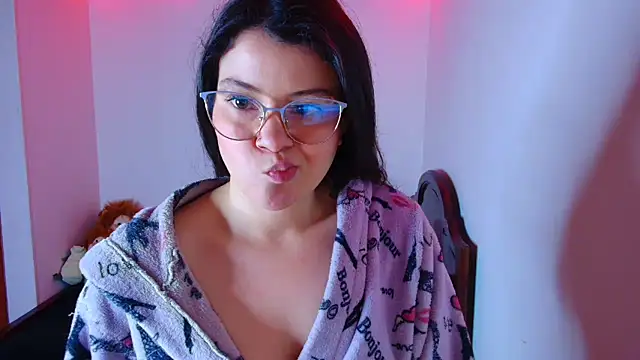 juli05star20 online show from November 2025 04:29:01 PM