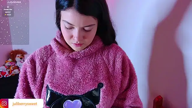 juli05star20 online show from November 2025 01:58:02 AM