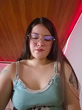 Snapshot of juli05star20 chatting on May 2026 11:20:01 PM juli05star20 online show from May 2026 11:20:01 PM