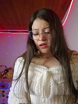 Snapshot of juli05star20 chatting on June 2026 10:23:02 PM juli05star20 online show from June 2026 10:23:02 PM