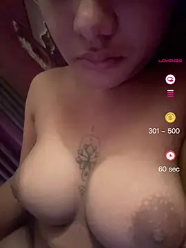 Snapshot of NatalyaFox chatting on June 2026 10:45:02 PM NatalyaFox online show from June 2026 10:45:02 PM