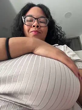 XMara online show from February 2026 04:02:01 PM