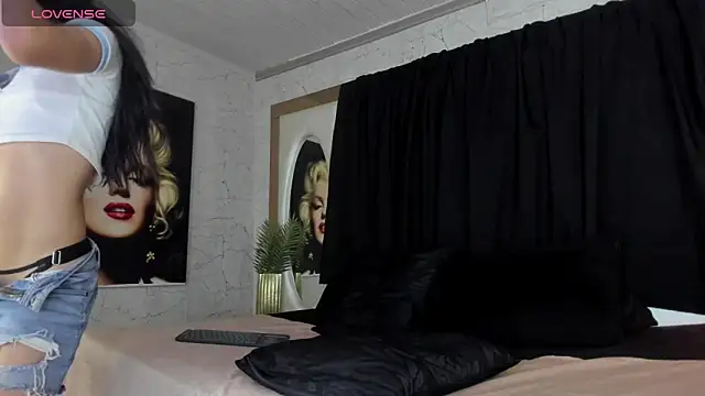 CloeRodriguez online show from October 2025 02:59:02 AM