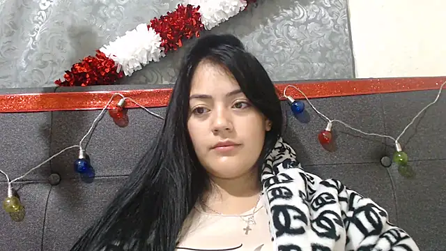 Snapshot of Alisha_99 chatting on December 2024 12:22:01 PM Alisha 99 online show from December 2024 12:22:01 PM