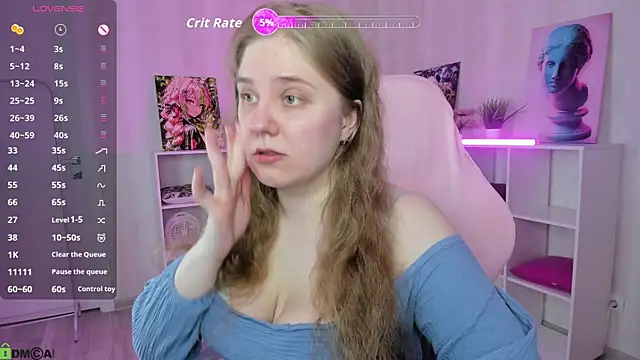 Snapshot of Megan_Violer chatting on June 2026 05:13:02 PM Megan Violer online show from June 2026 05:13:02 PM
