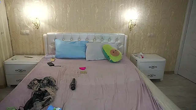 LunaaMayy online show from March 2026 05:08:02 AM