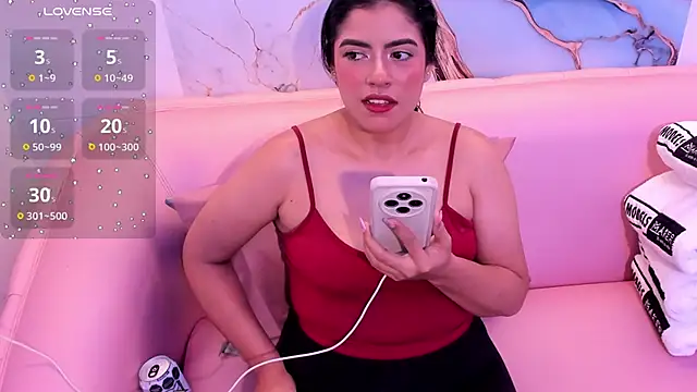 Snapshot of taylor_cupper chatting on September 2025 03:27:02 AM taylor cupper online show from September 2025 03:27:02 AM