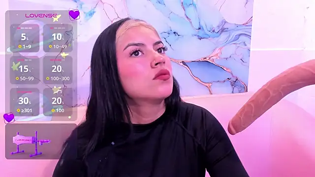 Snapshot of taylor_cupper chatting on September 2025 03:52:01 AM taylor cupper online show from September 2025 03:52:01 AM