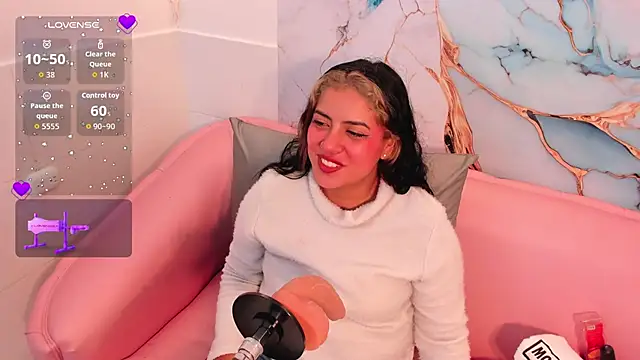 Snapshot of taylor_cupper chatting on September 2025 04:16:01 AM taylor cupper online show from September 2025 04:16:01 AM