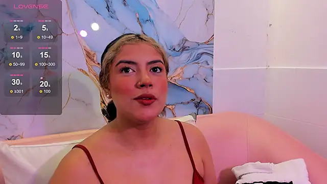 Snapshot of taylor_cupper chatting on October 2025 08:06:02 PM taylor cupper online show from October 2025 08:06:02 PM