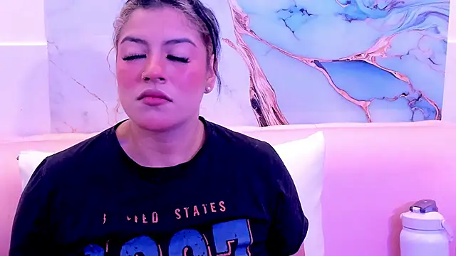 Snapshot of taylor_cupper chatting on October 2025 03:28:02 AM taylor cupper online show from October 2025 03:28:02 AM