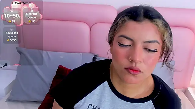 Snapshot of taylor_cupper chatting on October 2025 09:00:02 PM taylor cupper online show from October 2025 09:00:02 PM