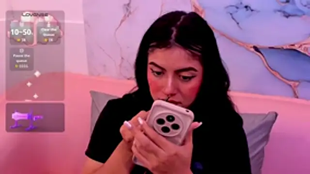 Snapshot of taylor_cupper chatting on November 2025 03:27:02 AM taylor cupper online show from November 2025 03:27:02 AM