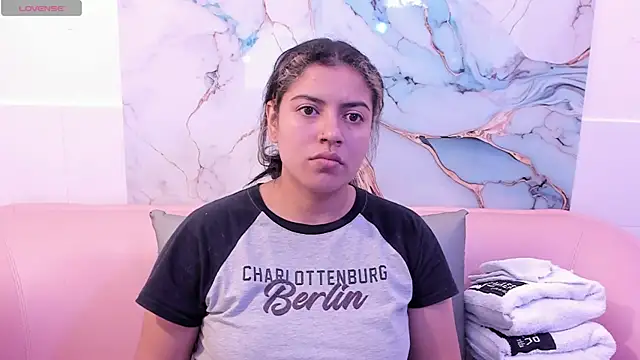 Snapshot of taylor_cupper chatting on November 2025 02:43:02 AM taylor cupper online show from November 2025 02:43:02 AM