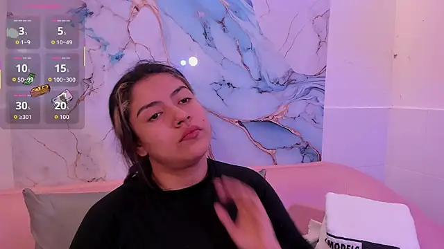 Snapshot of taylor_cupper chatting on November 2025 03:18:02 AM taylor cupper online show from November 2025 03:18:02 AM