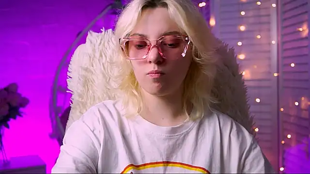 Snapshot of RocKStone_ chatting on February 2025 04:08:02 AM RocKStone  online show from February 2025 04:08:02 AM