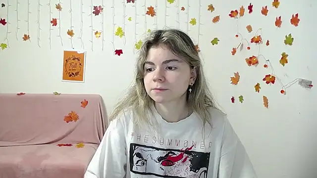 TinaRedly online show from November 2025 07:00:02 AM