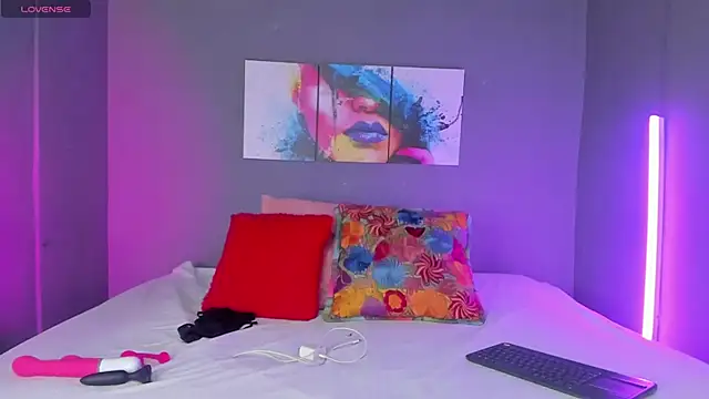 MadissonShakur online show from February 2026 05:07:02 PM