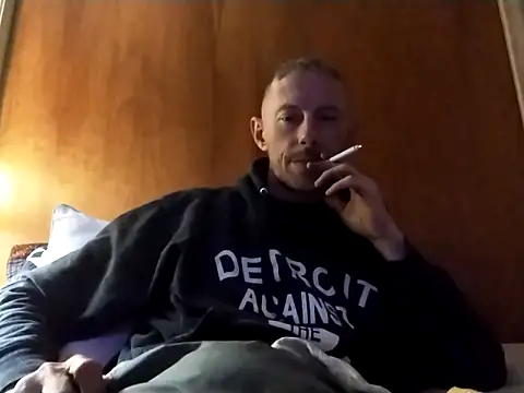 Snapshot of elmerfuddin87 chatting on October 2025 02:31:01 AM elmerfuddin87 online show from October 2025 02:31:01 AM