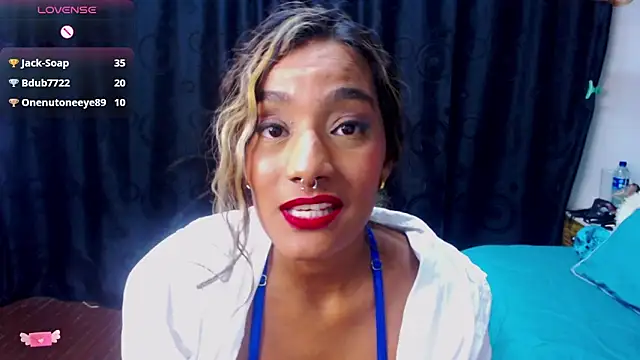 Snapshot of megan_collins96 chatting on January 2025 10:39:01 PM megan collins96 online show from January 2025 10:39:01 PM