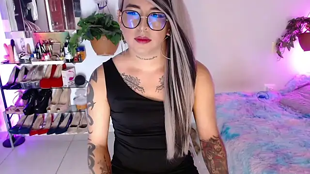 Laveneno ortiz07 online show from February 2026 11:53:02 PM