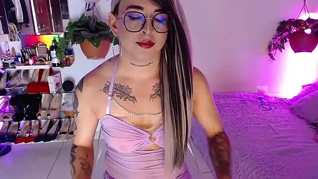 Laveneno ortiz07 online show from February 2026 12:00:02 AM