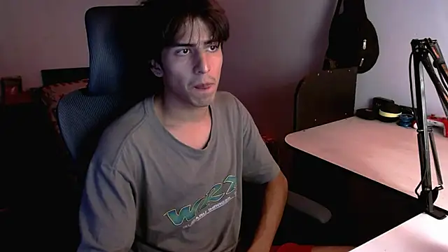 Snapshot of Thieves9 chatting on February 2025 09:50:02 PM Thieves9 online show from February 2025 09:50:02 PM