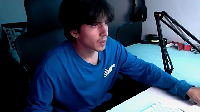 Snapshot of Thieves9 chatting on February 2025 05:22:01 AM Thieves9 online show from February 2025 05:22:01 AM