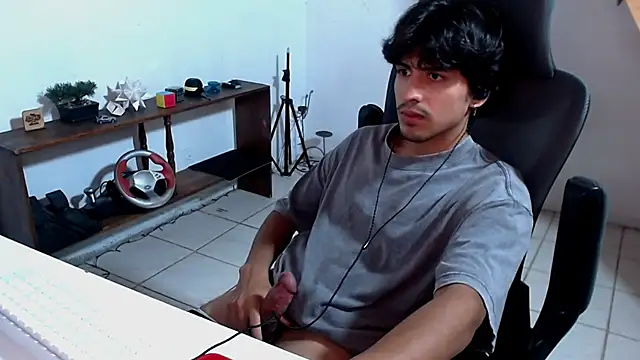 Snapshot of Thieves9 chatting on November 2025 04:11:01 AM Thieves9 online show from November 2025 04:11:01 AM