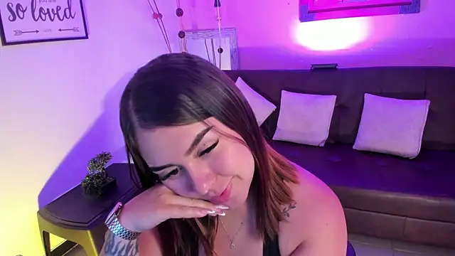 ArianaBaker online show from October 2025 01:01:01 PM