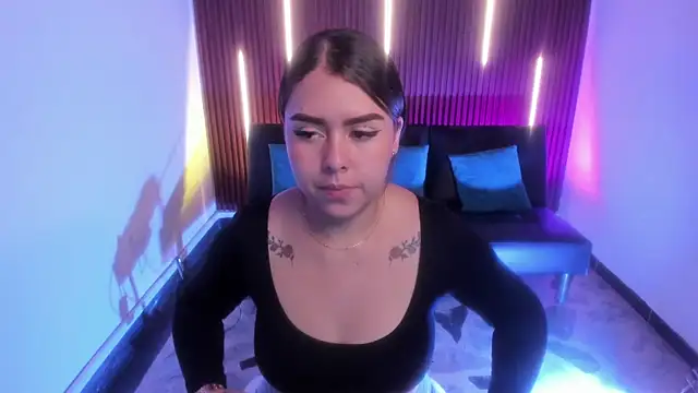 ArianaBaker online show from December 2025 02:37:01 PM