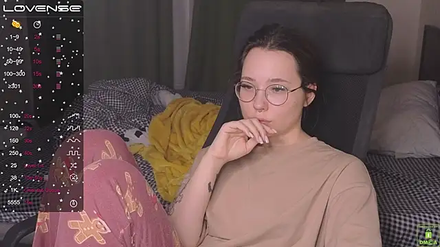 Snapshot of Airyhill chatting on January 2025 03:36:02 PM Airyhill online show from January 2025 03:36:02 PM