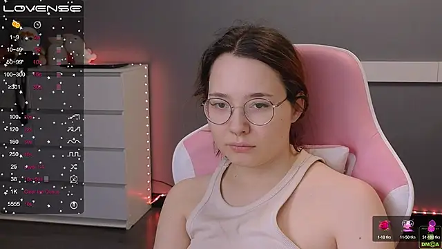 Snapshot of Airyhill chatting on February 2025 01:48:01 PM Airyhill online show from February 2025 01:48:01 PM