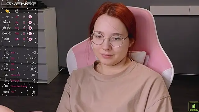 Snapshot of Airyhill chatting on February 2025 01:32:01 PM Airyhill online show from February 2025 01:32:01 PM