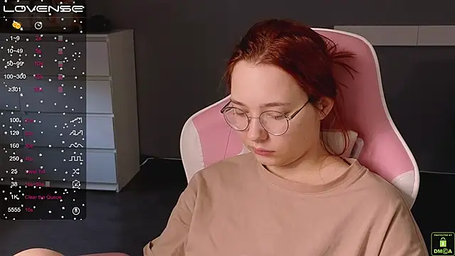 Snapshot of Airyhill chatting on February 2025 08:06:01 AM Airyhill online show from February 2025 08:06:01 AM