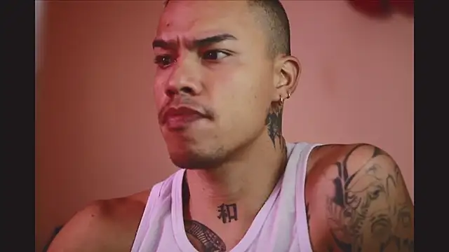 Snapshot of Osiiriis chatting on March 2025 12:42:02 PM Osiiriis online show from March 2025 12:42:02 PM