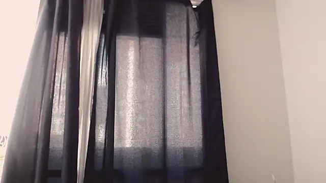 Snapshot of Osiiriis chatting on March 2025 08:51:01 PM Osiiriis online show from March 2025 08:51:01 PM