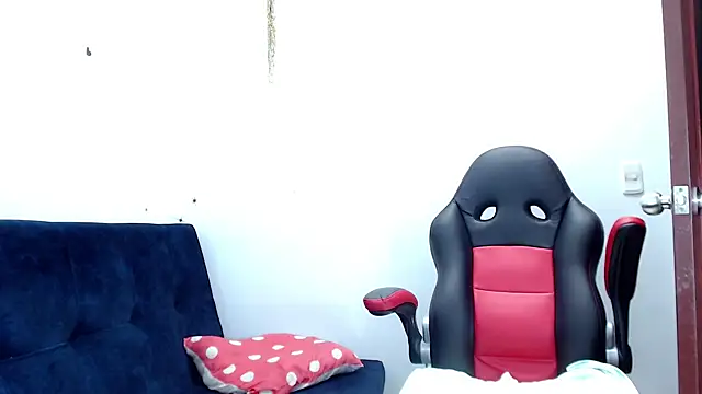 Snapshot of kaira_sweet_ chatting on December 2024 10:02:02 AM kaira sweet online show from December 2024 10:02:02 AM