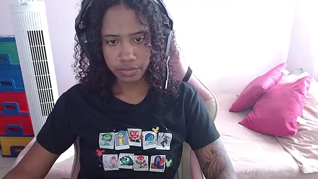 TiffanyRoouse online show from January 2025 08:26:01 PM