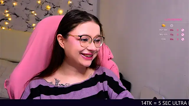 me  hanna online show from March 2025 10:53:01 PM