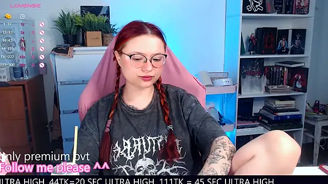 me  hanna online show from November 2025 10:31:02 PM