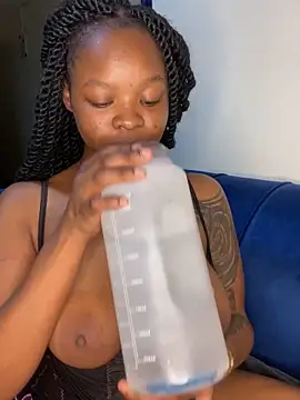 Snapshot of SexxyLunar chatting on March 2025 11:19:01 AM SexxyLunar online show from March 2025 11:19:01 AM