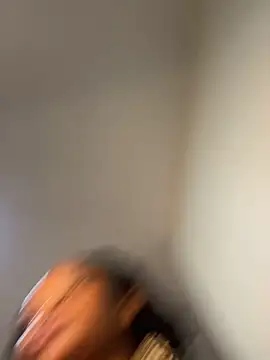 Snapshot of SexxyLunar chatting on March 2025 06:18:02 AM SexxyLunar online show from March 2025 06:18:02 AM