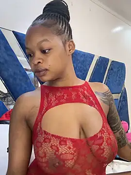 Snapshot of SexxyLunar chatting on September 2025 04:47:02 AM SexxyLunar online show from September 2025 04:47:02 AM