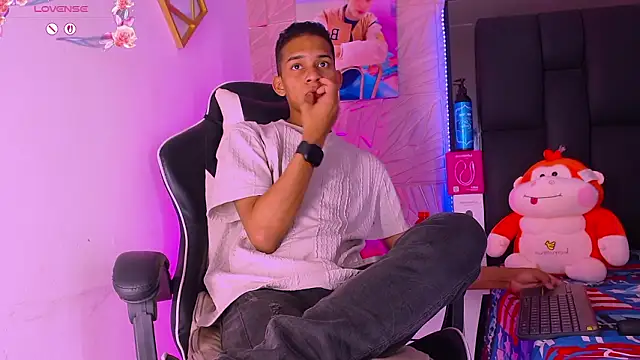 dilan alfonzo online show from February 2026 04:35:02 AM