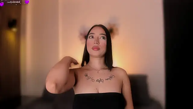 AnthonellaSweet online show from February 2026 11:47:02 AM